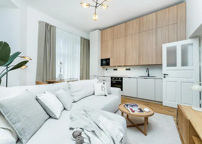 Cozy Wenceslas Square 700M Apartment, Prague
